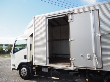 いすゞ エルフ バン車 小型 SKG-NPR85YN 年式 H23 [写真08]