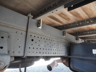 いすゞ エルフ バン車 小型 SKG-NPR85YN 年式 H23 [写真20]