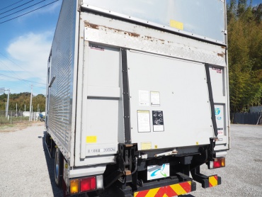 いすゞ エルフ バン車 小型 SKG-NPR85YN 年式 H23 [写真15]