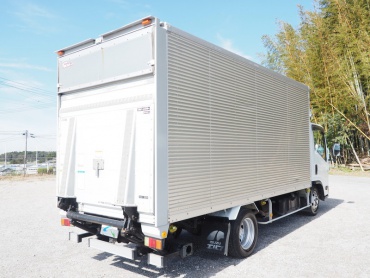 いすゞ エルフ バン車 小型 BKG-NMR85AN 年式 H23 [写真04]