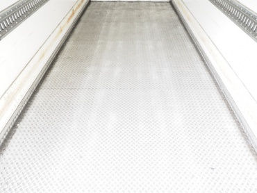 いすゞ フォワード 冷凍バン 中型 TKG-FRR90T2 年式 H25 [写真11]