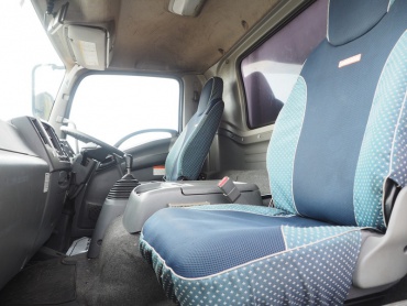 いすゞ フォワード 冷凍バン 中型 TKG-FRR90T2 年式 H25 [写真21]