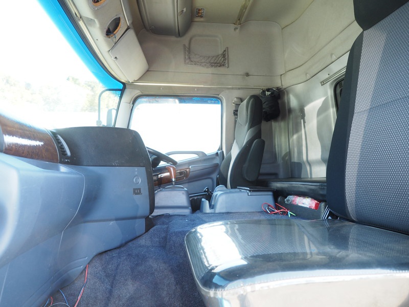 日野 グランドプロフィア ウイング車 大型 BKG-FW1EXYG 年式 H20[写真27]