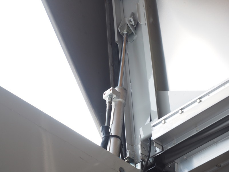 いすゞ エルフ ウイング車 小型 TKG-NPR85AN 年式 H24[写真12]