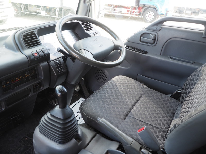 いすゞ エルフ バン車 小型 PA-NPR81N 年式 H18[写真18]