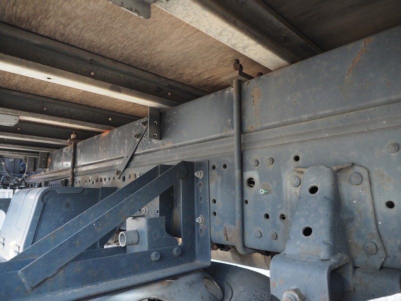 いすゞ エルフ バン車 小型 PA-NPR81N 年式 H18[写真22]