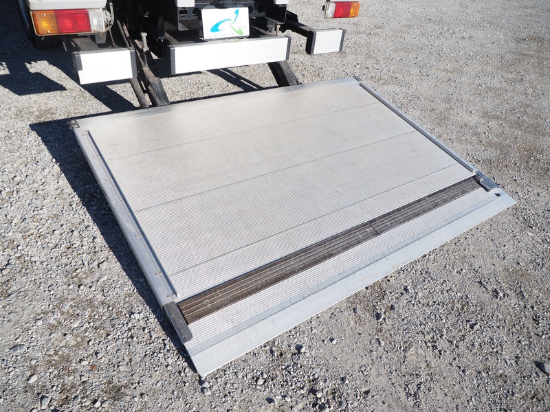 トヨタ ダイナ バン車 小型 TKG-XZU710 年式 H28[写真14]