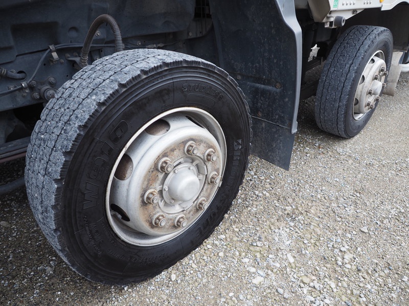 いすゞ ギガ ウイング車 大型 LKG-CYJ77A 年式 H23[写真34]