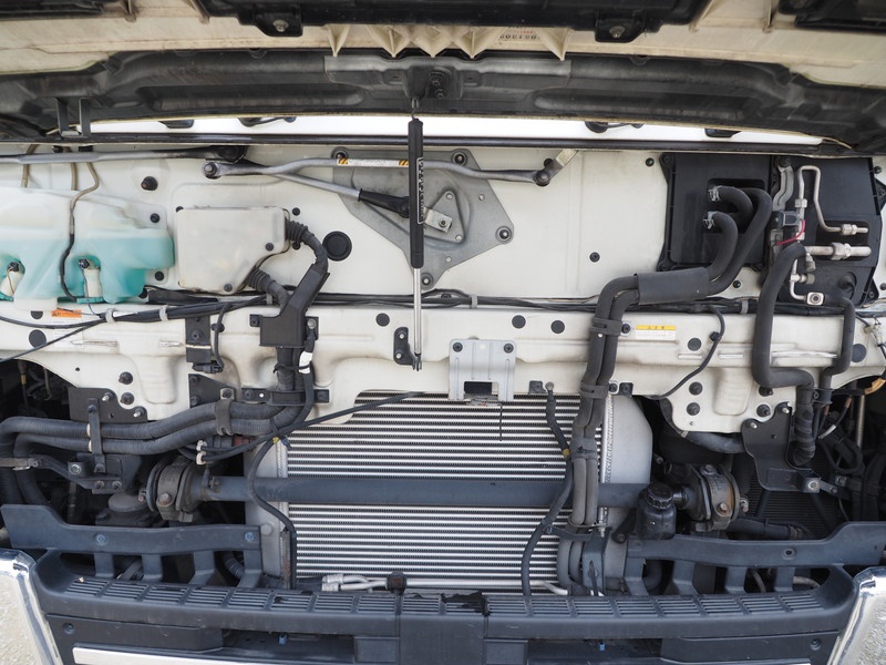 いすゞ ギガ ウイング車 大型 LKG-CYJ77A 年式 H23[写真36]