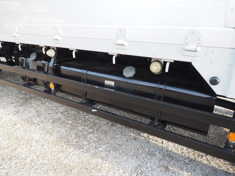 いすゞ フォワード 平ボディ 中型 PDG-FRR34S2 年式 H19[写真22]