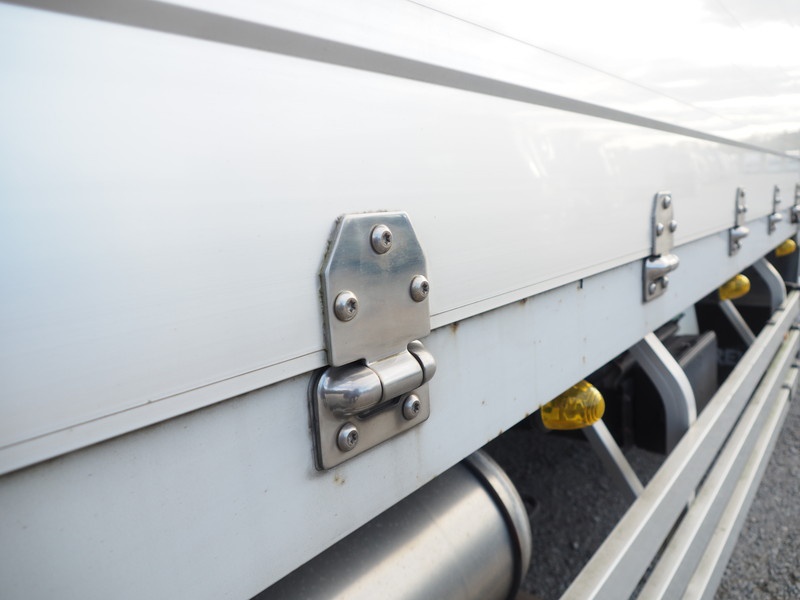 三菱ふそう スーパーグレート ウイング車 大型 QKG-FS55VZ 年式 H24[写真27]