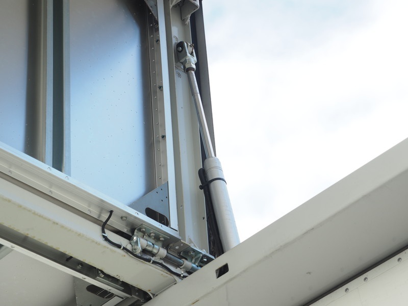 三菱ふそう スーパーグレート ウイング車 大型 QKG-FS55VZ 年式 H24[写真14]