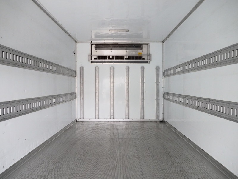 いすゞ エルフ 冷凍バン 小型 TPG-NPR85AN 年式 H27[写真10]