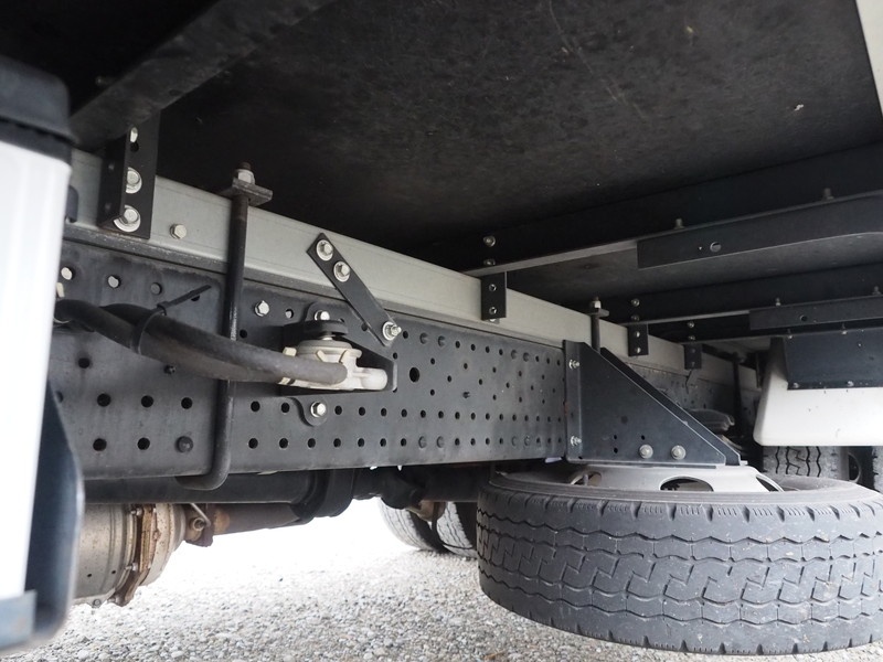 いすゞ エルフ 冷凍バン 小型 TPG-NPR85AN 年式 H27[写真23]