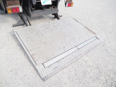 いすゞ エルフ バン車 小型 PA-NPR81N 年式 H18 [写真15]