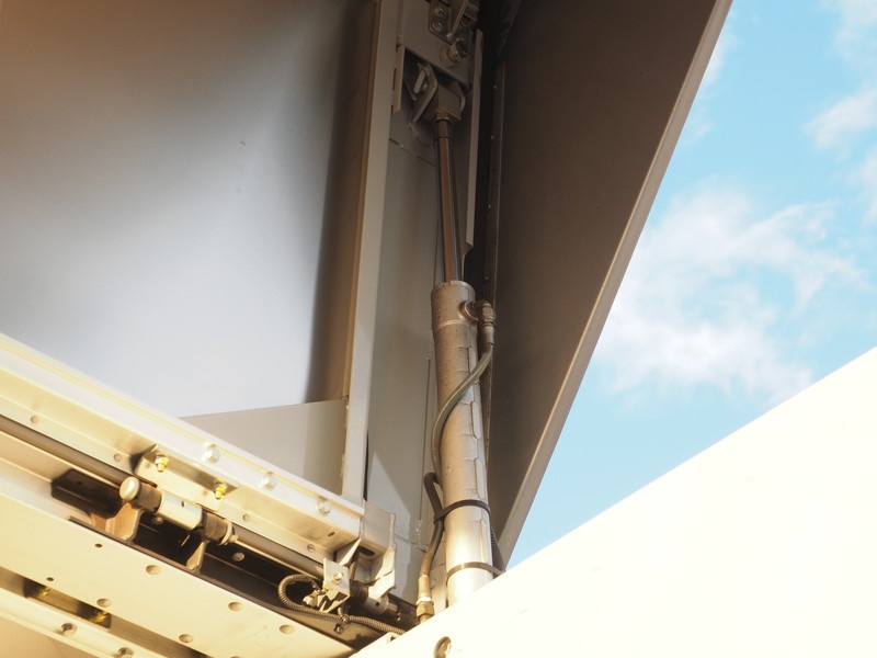 いすゞ エルフ ウイング車 小型 SKG-NPR85YN 年式 H25[写真09]