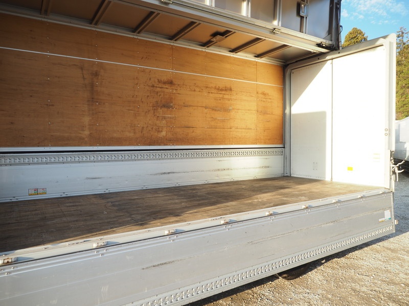 いすゞ エルフ ウイング車 小型 SKG-NPR85YN 年式 H25[写真16]