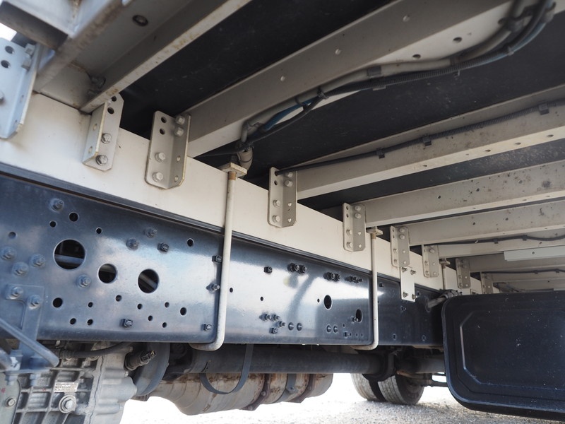 三菱ふそう ファイター ウイング車 中型 SKG-FK64F 年式 H23[写真37]