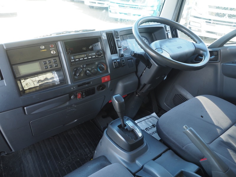 いすゞ エルフ 冷凍バン 小型 TKG-NPR85AN 年式 H26[写真21]