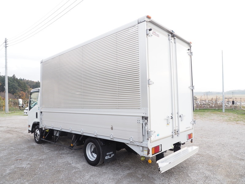 いすゞ エルフ ウイング車 小型 BKG-NPR85AN 年式 H22[写真06]