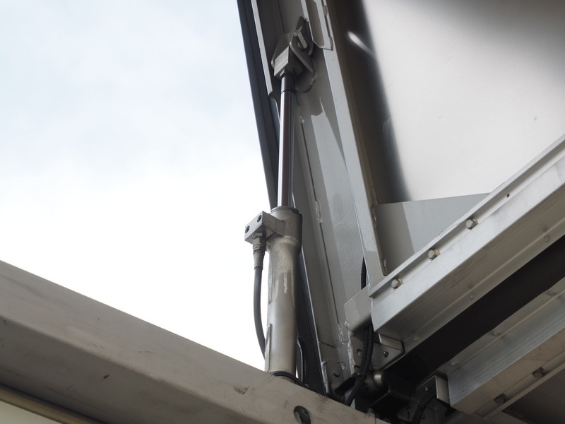 いすゞ エルフ ウイング車 小型 BKG-NPR85AN 年式 H22[写真10]