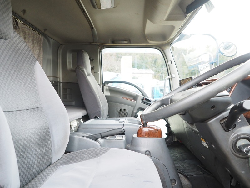 いすゞ フォワード ウイング車 中型 PKG-FRR90T2 年式 H20[写真24]