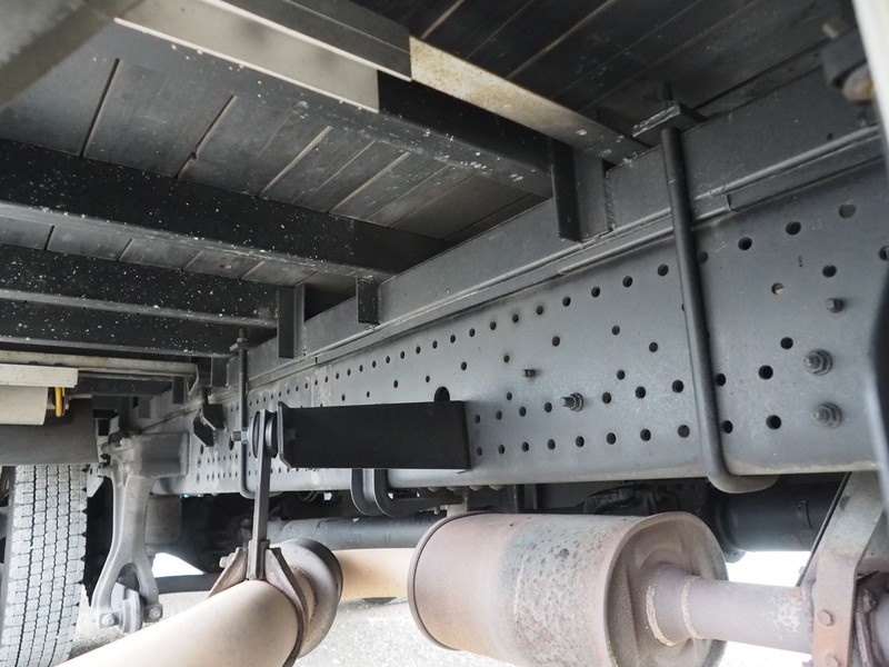 いすゞ フォワード 平ボディ 中型 PKG-FRR90T2 年式 H20[写真26]