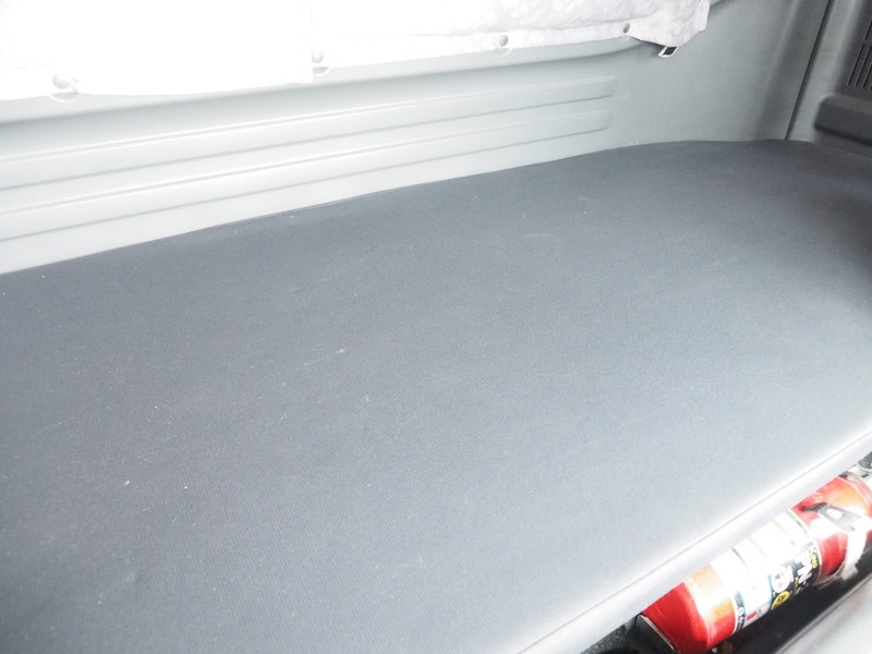 いすゞ フォワード 平ボディ 中型 TKG-FRR90T2 年式 H25[写真27]