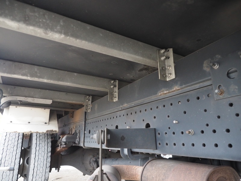 いすゞ フォワード バン車 中型 TKG-FRR90S2 年式 H26[写真24]