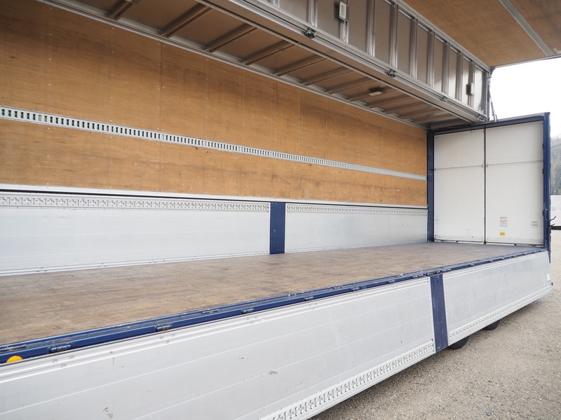 いすゞ ギガ ウイング車 大型 QKG-CYJ77A 年式 H27[写真16]