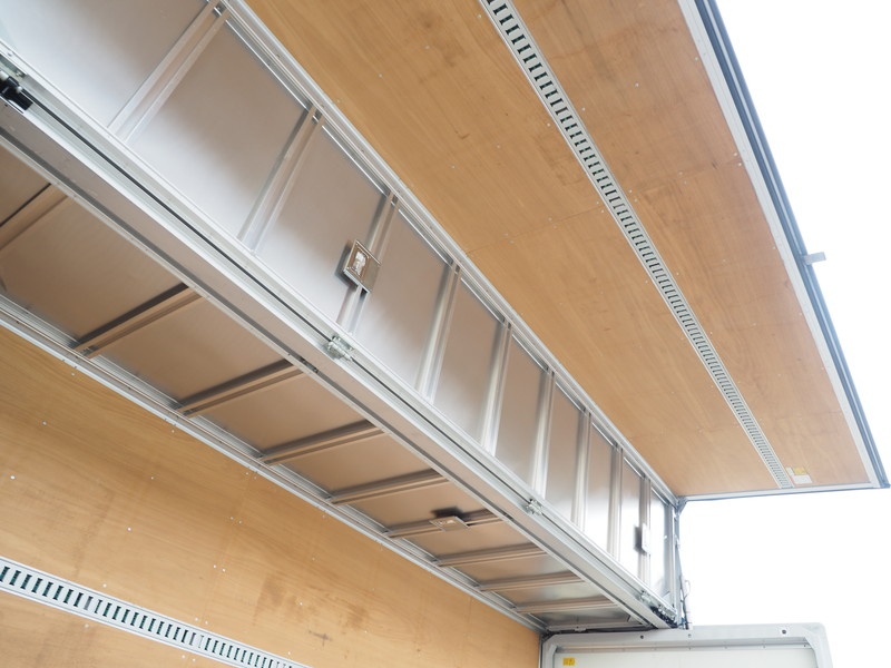 いすゞ フォワード ウイング車 中型 SKG-FRR90T2 年式 H24[写真17]