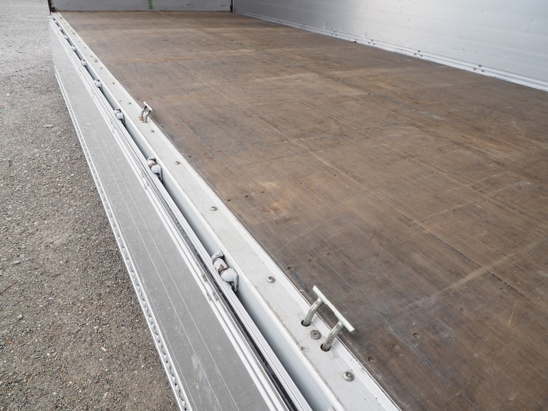 いすゞ フォワード ウイング車 中型 SKG-FRR90T2 年式 H24[写真18]