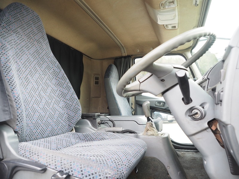 三菱ふそう ファイター ウイング車 中型 PDG-FK64F 年式 H21[写真26]