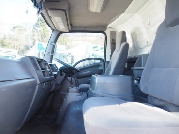 いすゞ エルフ ウイング車 小型 SKG-NPR85YN 年式 H25 [写真28]