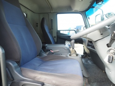 三菱ふそう ファイター ウイング車 中型 SKG-FK64F 年式 H23 [写真27]