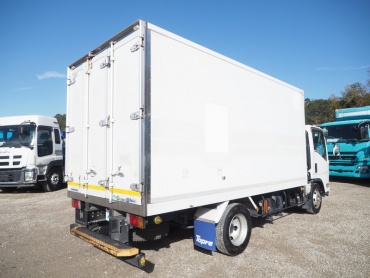 いすゞ エルフ 冷凍バン 小型 TKG-NPR85AN 年式 H26 [写真04]