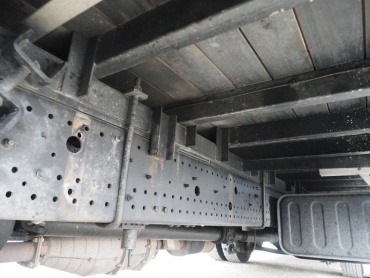 いすゞ フォワード 平ボディ 中型 PKG-FRR90T2 年式 H20 [写真27]