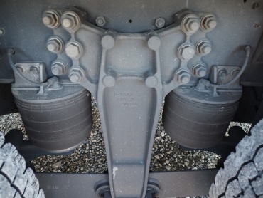 いすゞ ギガ ウイング車 大型 QKG-CYJ77A 年式 H25 [写真38]