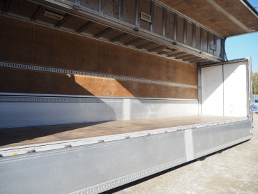 いすゞ ギガ ウイング車 大型 QKG-CYJ77A 年式 H25 [写真16]