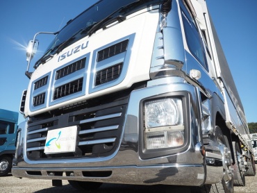 いすゞ ギガ ウイング車 大型 QKG-CYJ77A 年式 H25 [写真24]