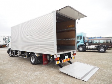 いすゞ フォワード バン車 中型 TKG-FRR90S2 年式 H26 [写真12]