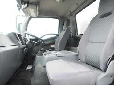 いすゞ フォワード バン車 中型 TKG-FRR90S2 年式 H26 [写真21]