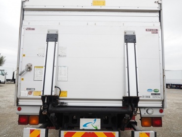 いすゞ フォワード バン車 中型 TKG-FRR90S2 年式 H26 [写真15]