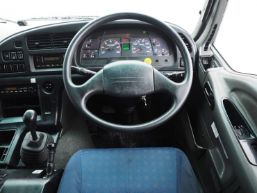 いすゞ ギガ ウイング車 大型 QKG-CYJ77A 年式 H27 [写真27]