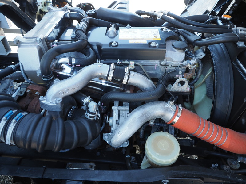 いすゞ フォワード ウイング車 中型 TKG-FRR90T2 年式 H27[写真45]