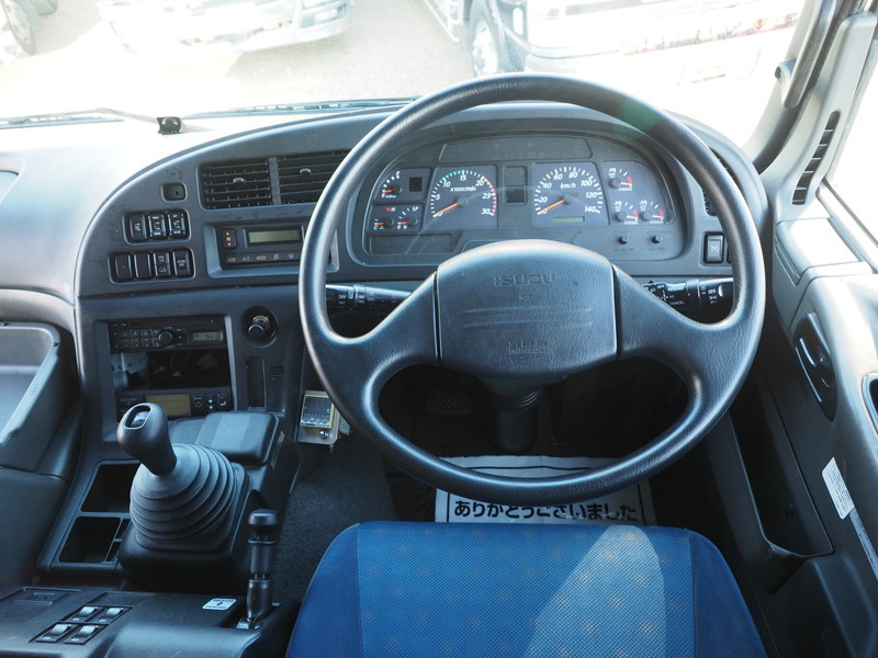 いすゞ ギガ 冷凍バン 大型 QKG-CYL77A 年式 H26[写真26]