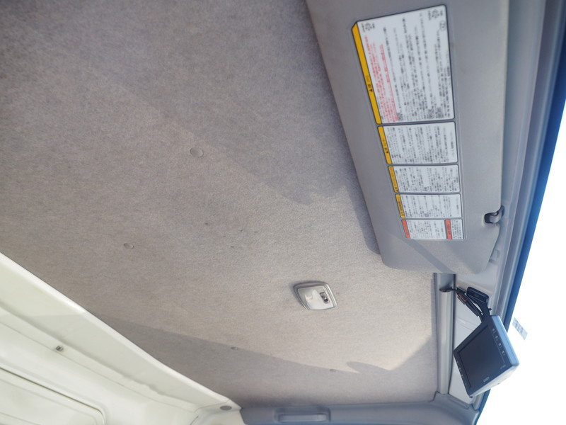 いすゞ エルフ バン車 小型 BKG-NPR85AN 年式 H21[写真25]