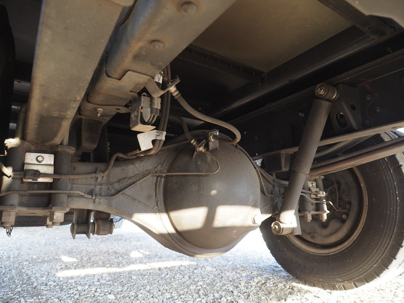 いすゞ エルフ バン車 小型 BKG-NPR85AN 年式 H21[写真30]