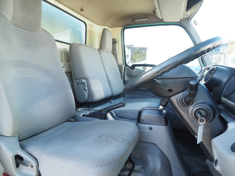 日野 デュトロ バン車 小型 TKG-XZU720M 年式 H24[写真19]