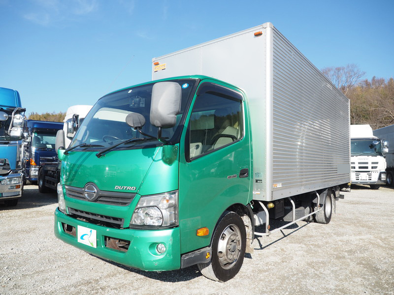 日野 デュトロ バン車 小型 TKG-XZU720M 年式 H24[写真01]